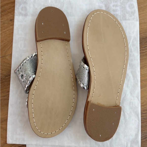 NEW!! Jack Rogers, Kids Grittery Silver Sandals, US 1 - Picture 7 of 10